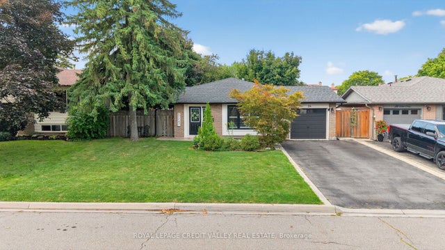 24 Willis Drive, Brampton