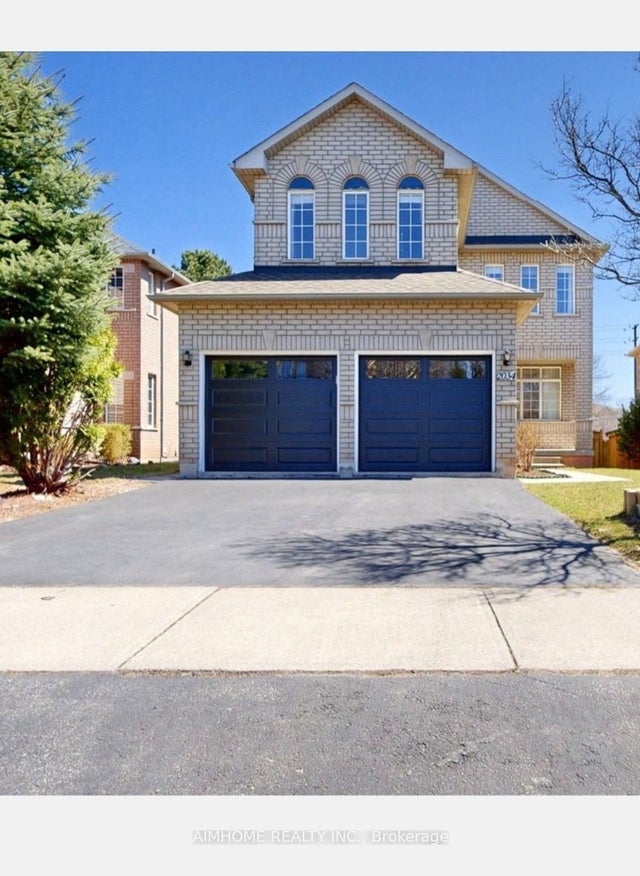 2034 Blue Jay Boulevard, Oakville