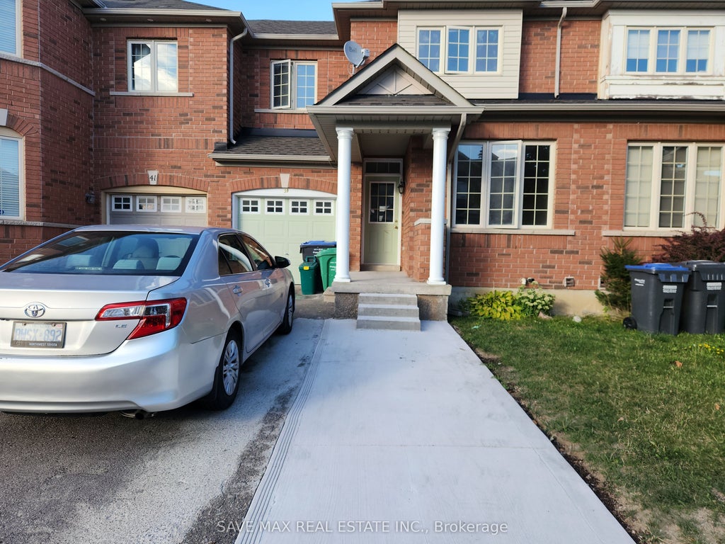 39 Frostbite Lane, Brampton