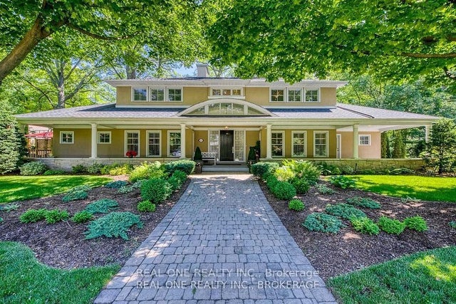 249 Poplar Drive, Oakville