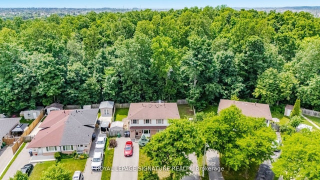71 Mandarin Crescent N, Brampton