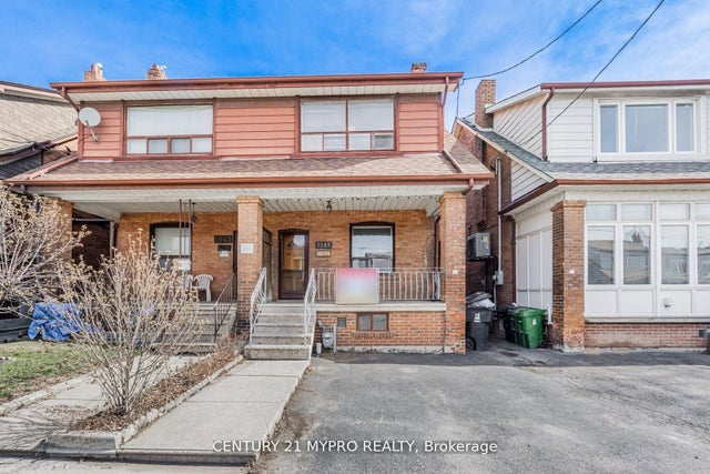 1943 Dufferin Street, Toronto W03