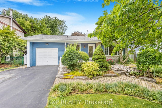 653 Elliott Crescent, Milton