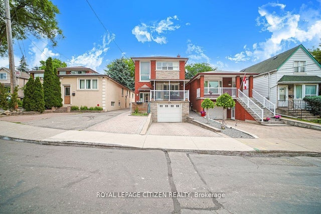 347 Harvie Avenue, Toronto W03