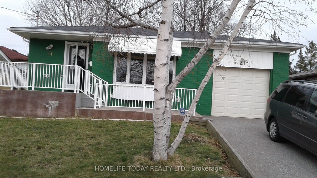21 Humheller Road Bsmt, Toronto W10