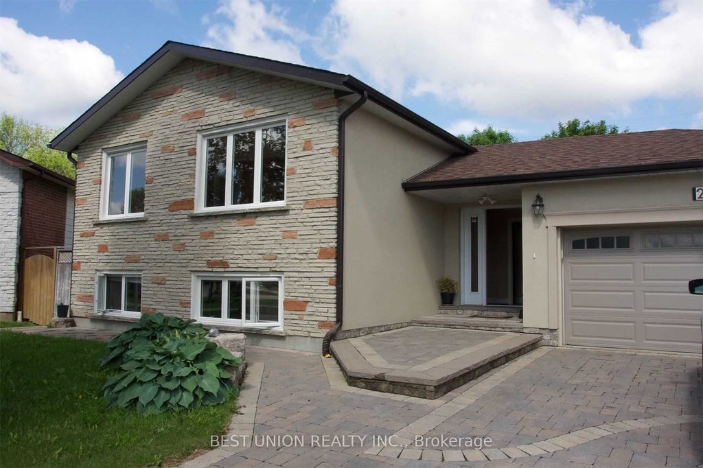 2636 Crystalburn Avenue Lower, Mississauga