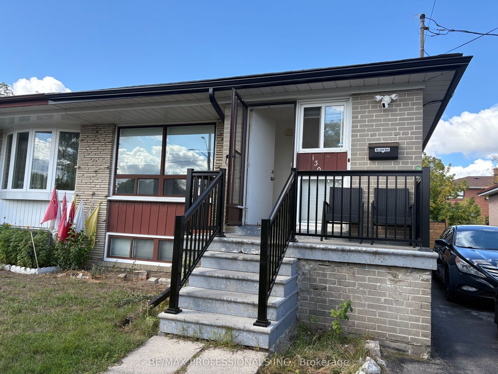 130 Duncanwood Drive Basement, Toronto W05