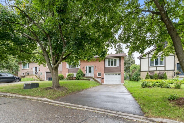 28 Adams Court, Halton Hills