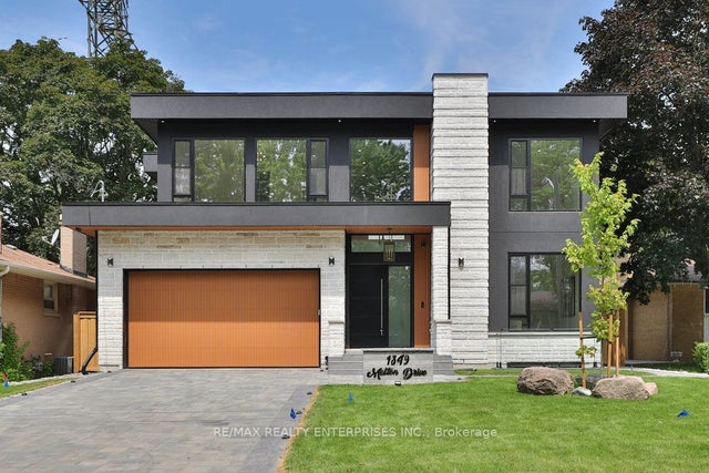 1349 Melton Drive, Mississauga