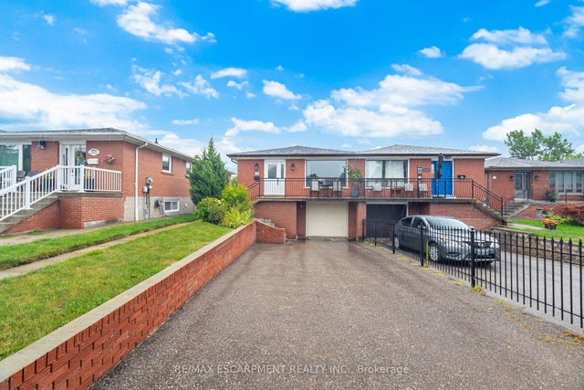 1132 Claredale Road, Mississauga
