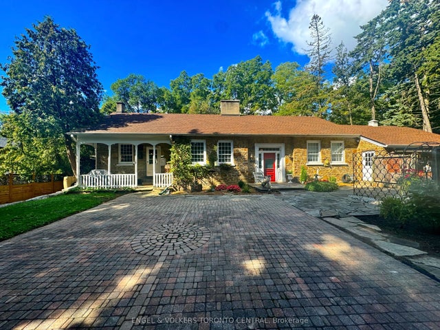 85 Yorkleigh Avenue, Toronto W09