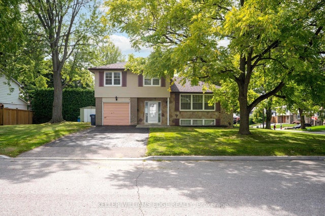 1 Alderway Avenue, Brampton