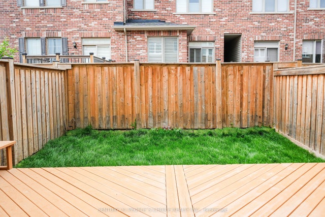 4 Kempsford Crescent, Brampton