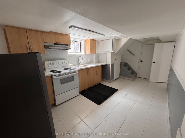 1001 Kipling Avenue Bsmt, Toronto W08
