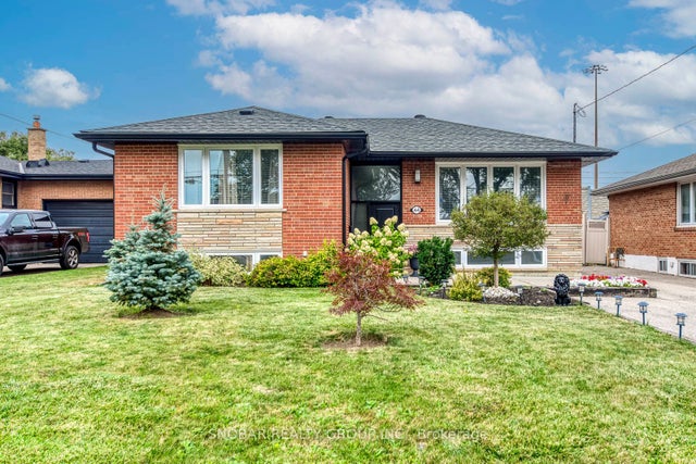 44 Arkley Crescent, Toronto W09