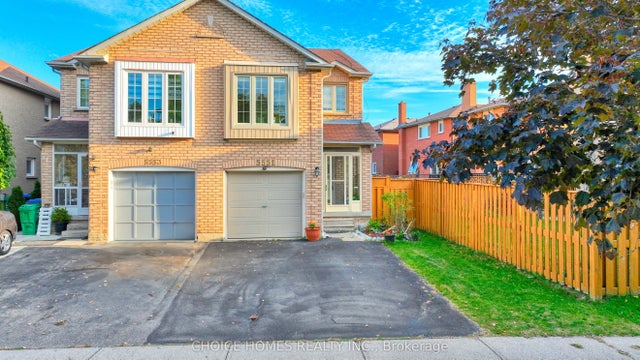 5551 Cosmic Crescent, Mississauga