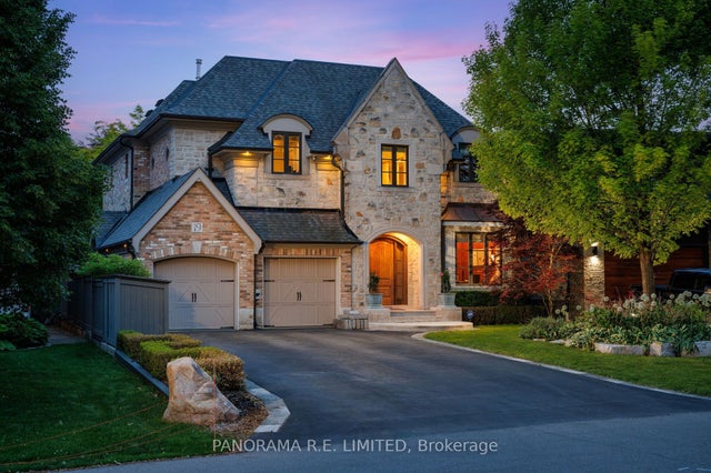 19 Graystone Gardens, Toronto W08