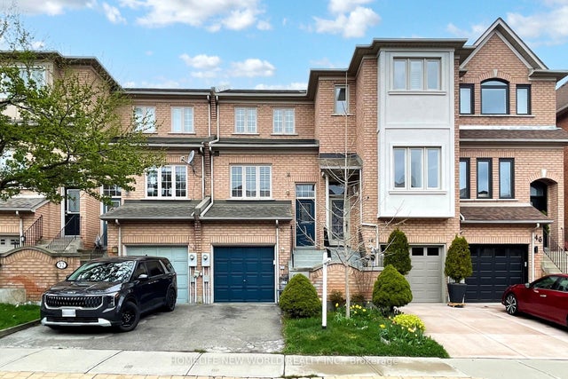 50 Bluewater Court, Toronto W06