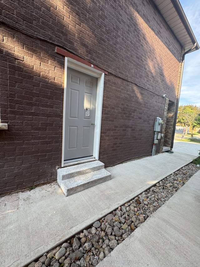 659 Roselaire Trail #2, Mississauga