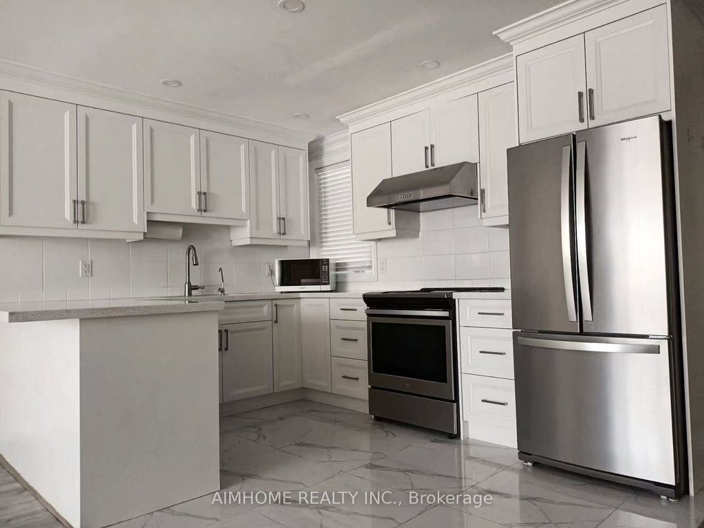 2304 Keele Street, Toronto W04