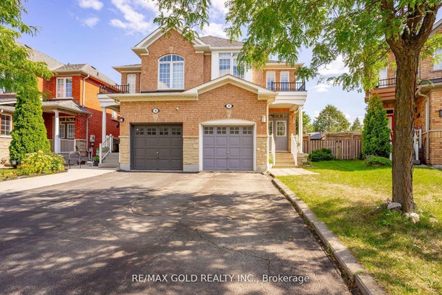 32 Rubysilver Drive, Brampton