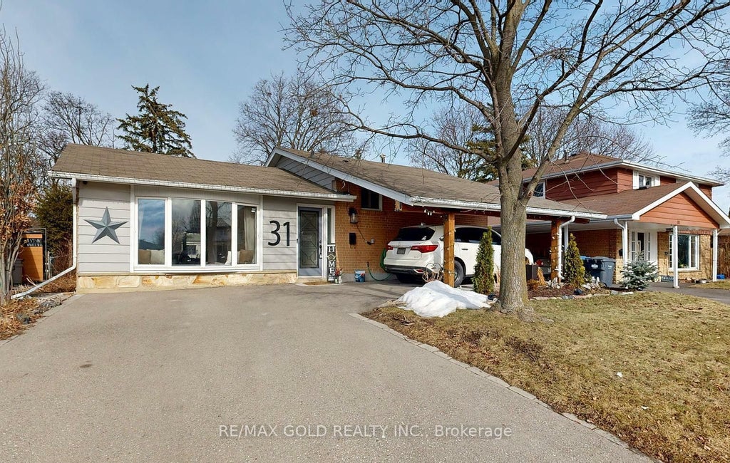 31 Cathedral Road, Brampton