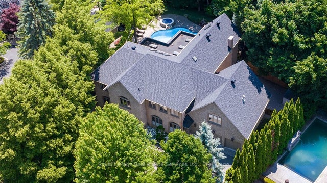 24 Raymar Place, Oakville