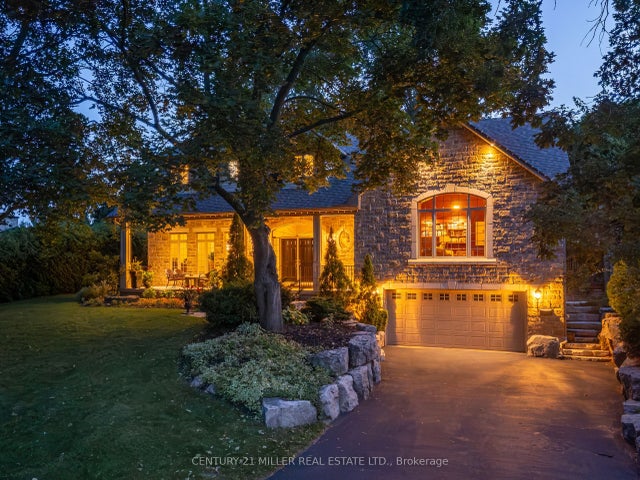 266 Tracina Drive, Oakville