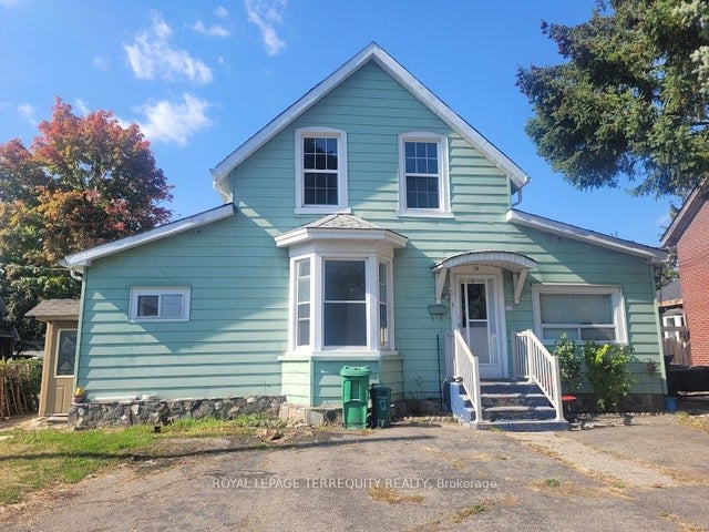 76 Nelson Street W 2, Brampton