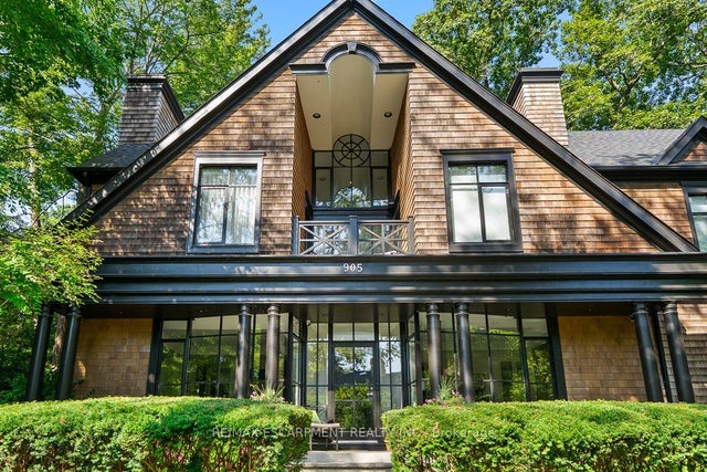905 Sangster Avenue, Mississauga