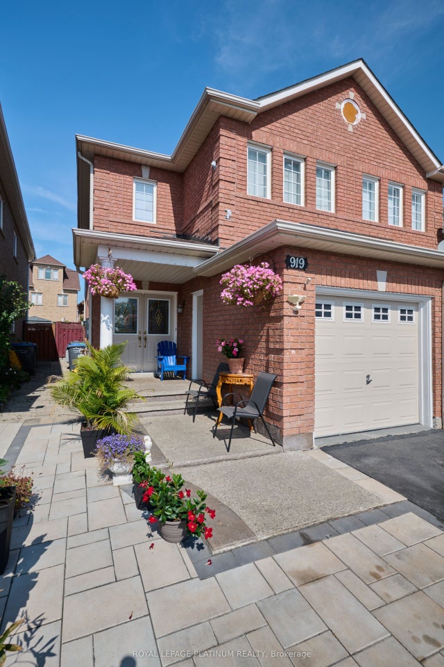 919 Marygrace Court, Mississauga