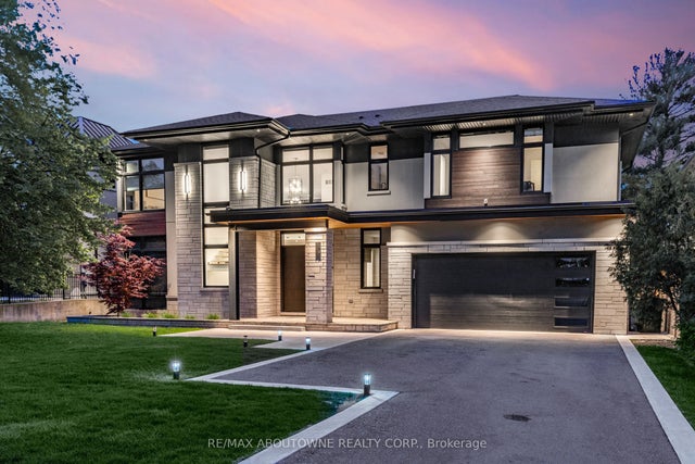 215 Morden Road, Oakville