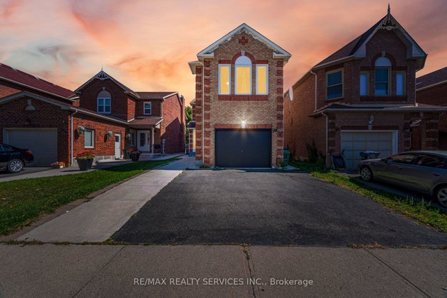 120 Leeward Drive, Brampton