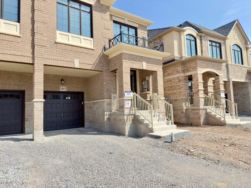 1457 Savoline Boulevard, Milton