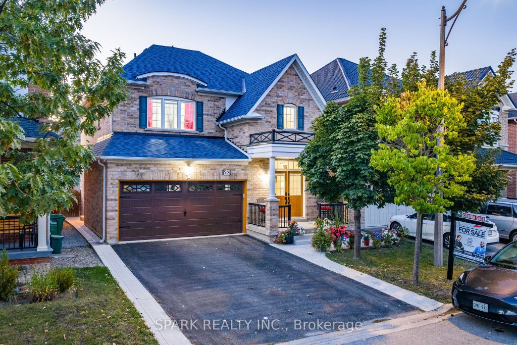 52 Watsonbrook Drive, Brampton