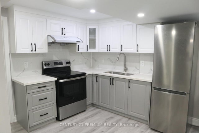 25 Sewells Lane Lower, Brampton