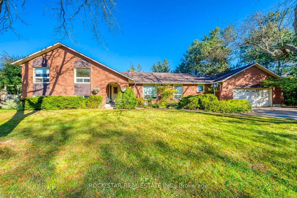 14 Cairnmore Court, Brampton