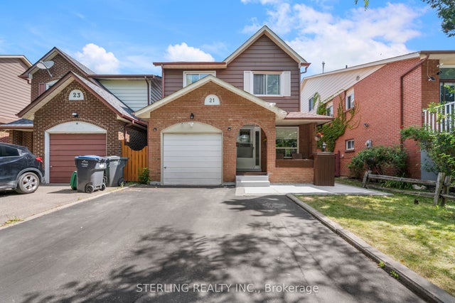 21 Foxacre Row, Brampton