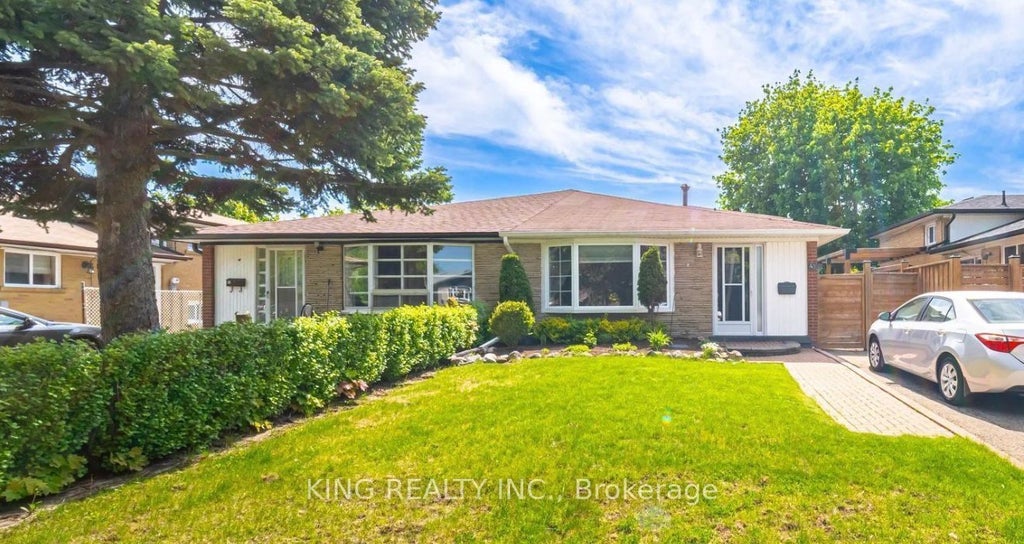 43 Grange Drive, Brampton