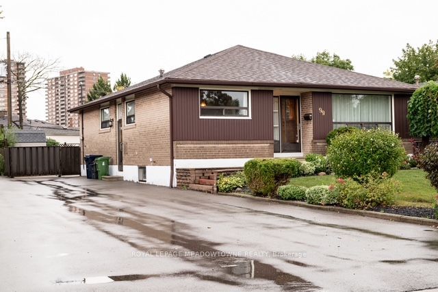 99 Silverstone Drive, Toronto W10