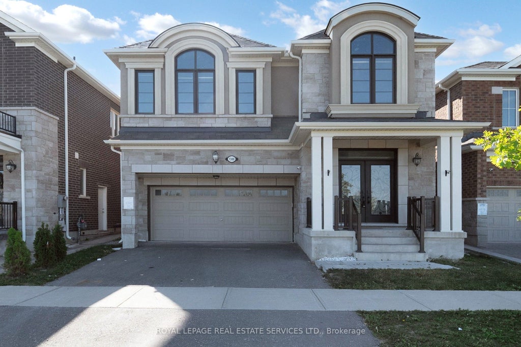 1388 Sycamore Garden, Milton