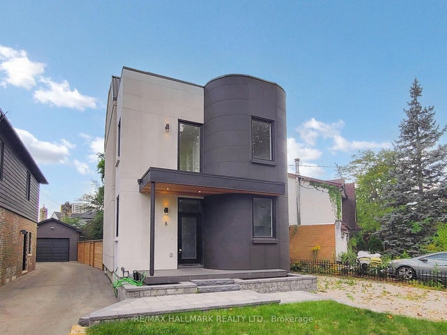 5 Wadsworth Boulevard, Toronto W04