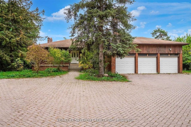 4395 Castlemore Road, Brampton