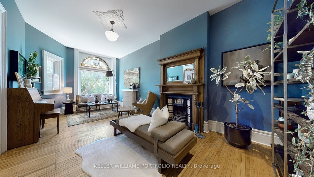 51 Macdonell Avenue, Toronto W01