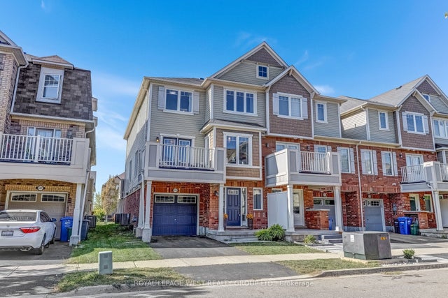 551 Pharo Point, Milton