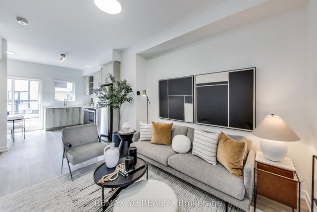 175 Downsview Park Boulevard, Toronto W05