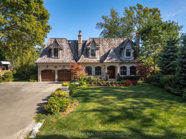 1324 Cambridge Drive, Oakville