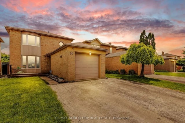 30 Mayberry Court, Brampton