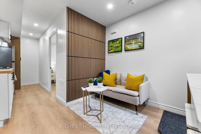 158 Indian Grove Unit B2, Toronto W02