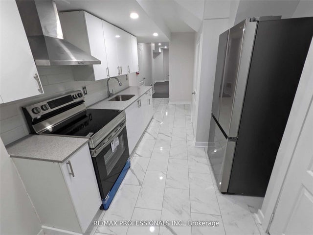 14 Cyclone Trail Basement, Brampton